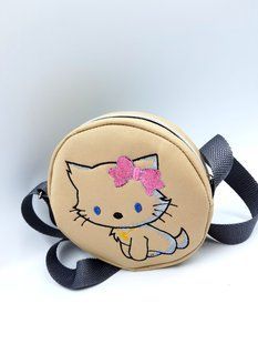 Сумочка дитяча кругла з вишивкою Kitty. Kitty фото